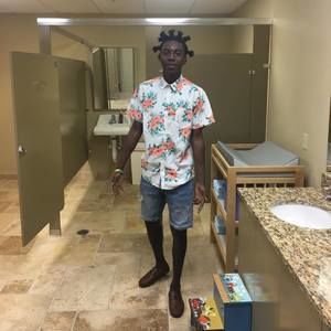 Meet your Posher, Jaemari